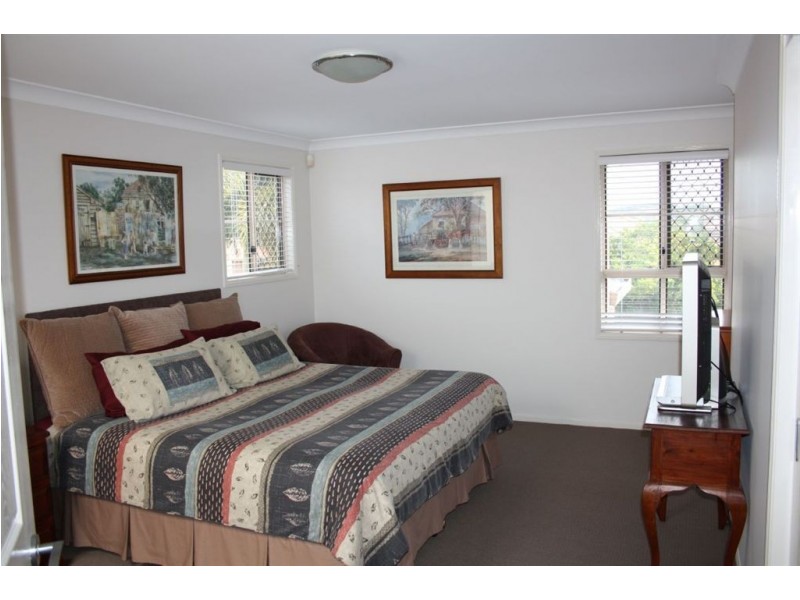 5 Oppermann Place, Carindale QLD 4152