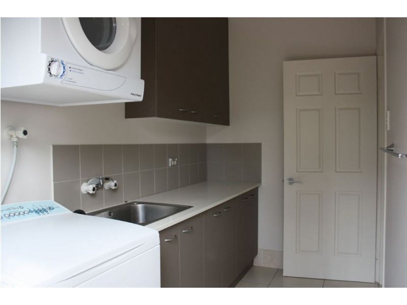 5 Oppermann Place, Carindale QLD 4152