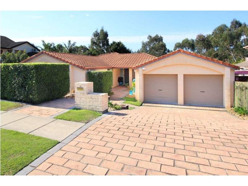 36 Amersham Crescent, Carindale QLD 4152