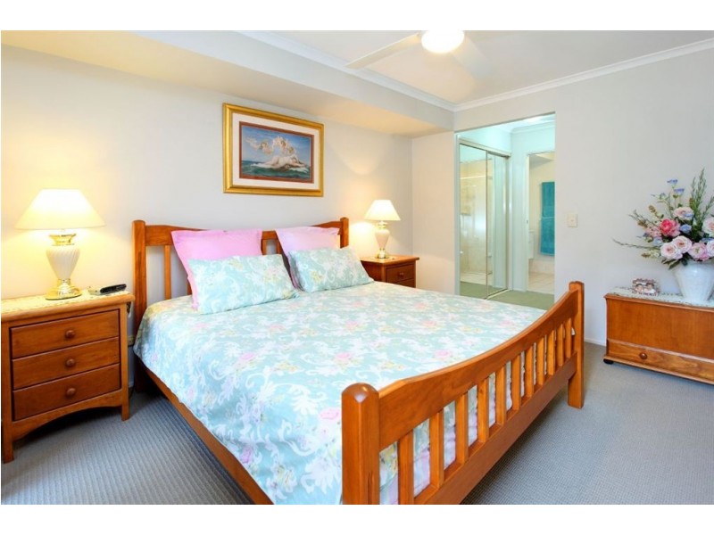 36 Amersham Crescent, Carindale QLD 4152