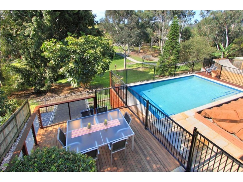 36 Amersham Crescent, Carindale QLD 4152