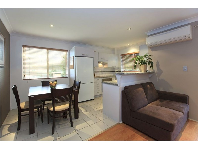 9/11 Jamieson Street, Bulimba QLD 4171