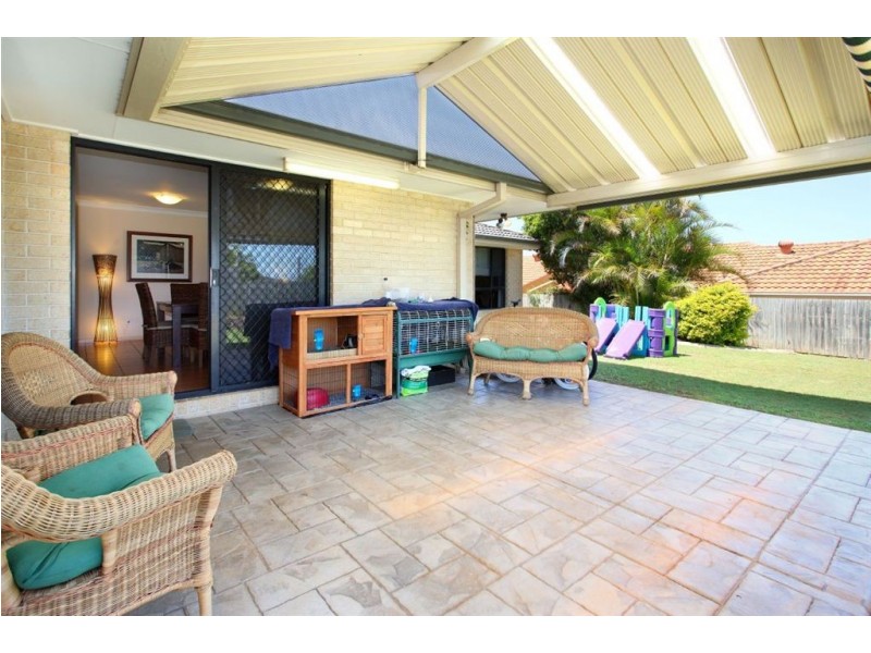 49 Clearmount Crescent, Carindale QLD 4152