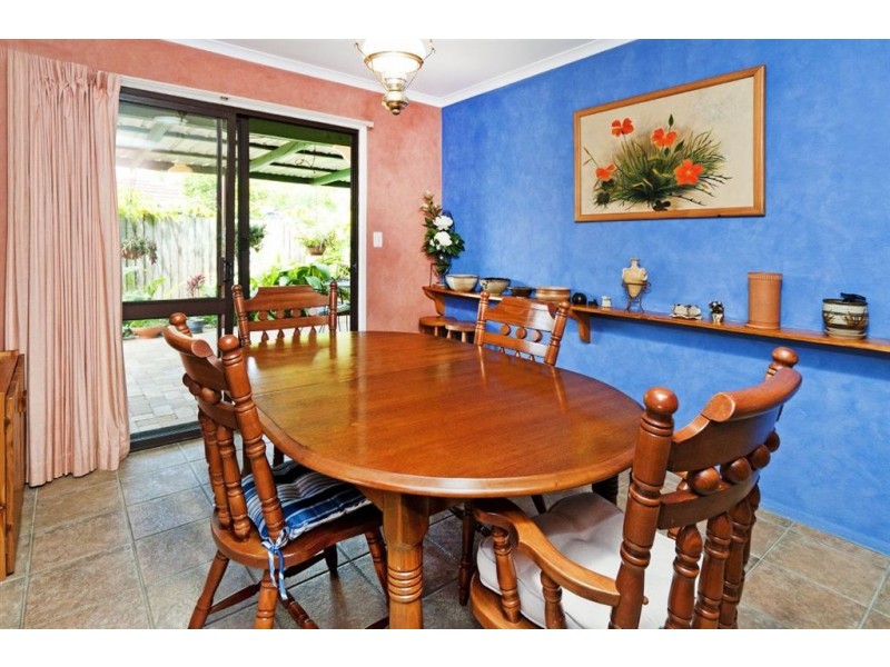 2 Oxley Court, Springwood QLD 4127