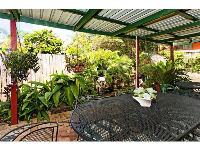 2 Oxley Court, Springwood QLD 4127