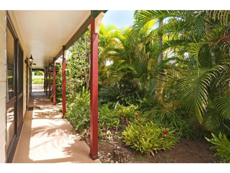 2 Oxley Court, Springwood QLD 4127