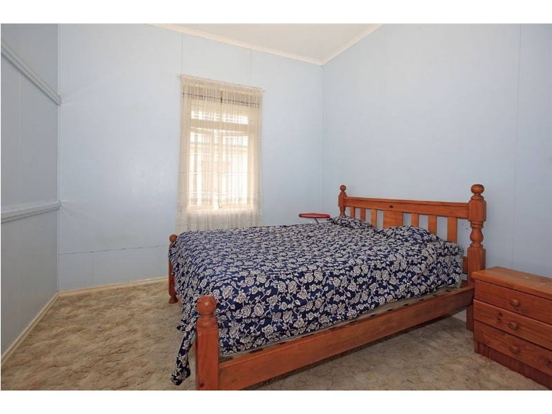 45 Lloyd Street, Camp Hill QLD 4152