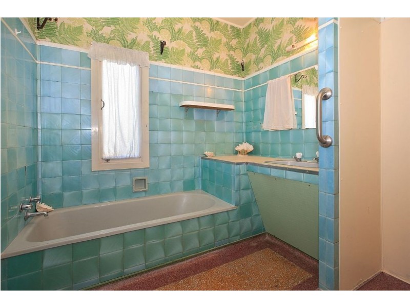 50 Brinawa Street, Camp Hill QLD 4152