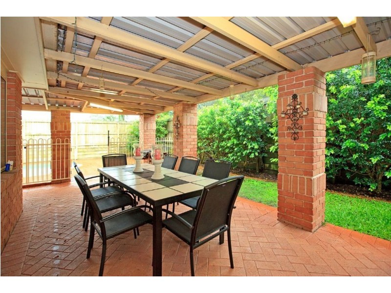 37 Clearmount Crescent, Carindale QLD 4152