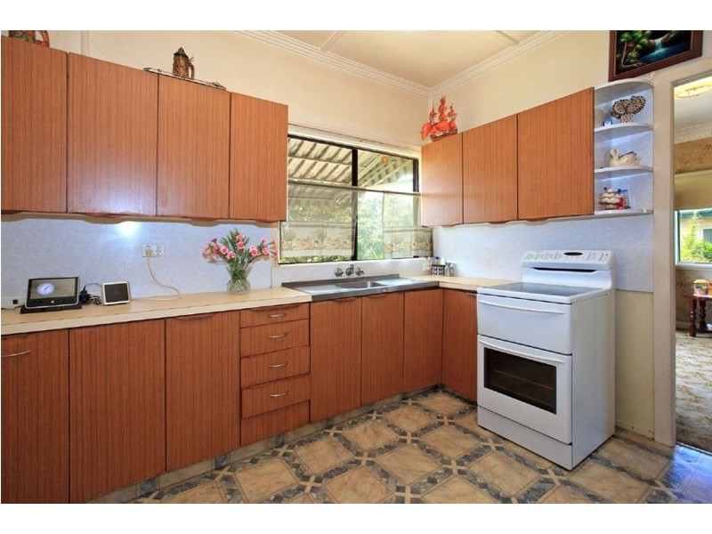 12 Viminal Hill Crescent, Seven Hills QLD 4170
