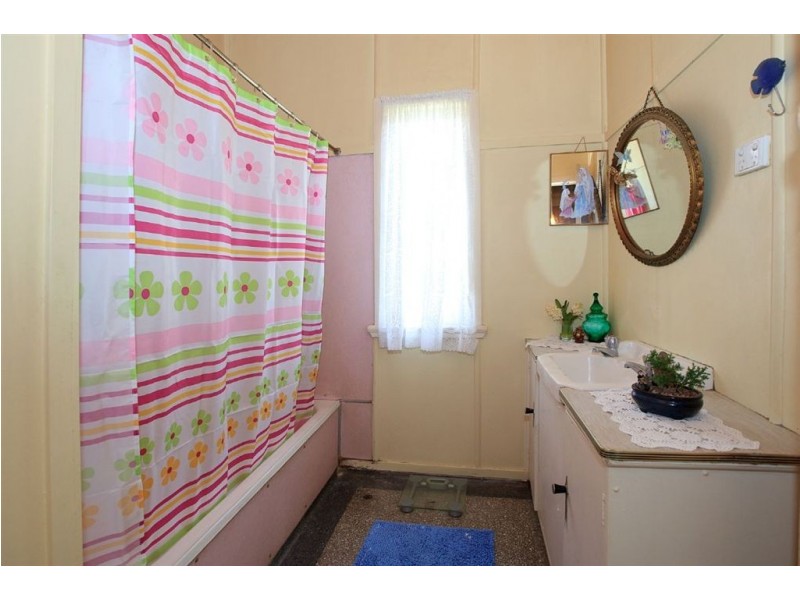 12 Viminal Hill Crescent, Seven Hills QLD 4170