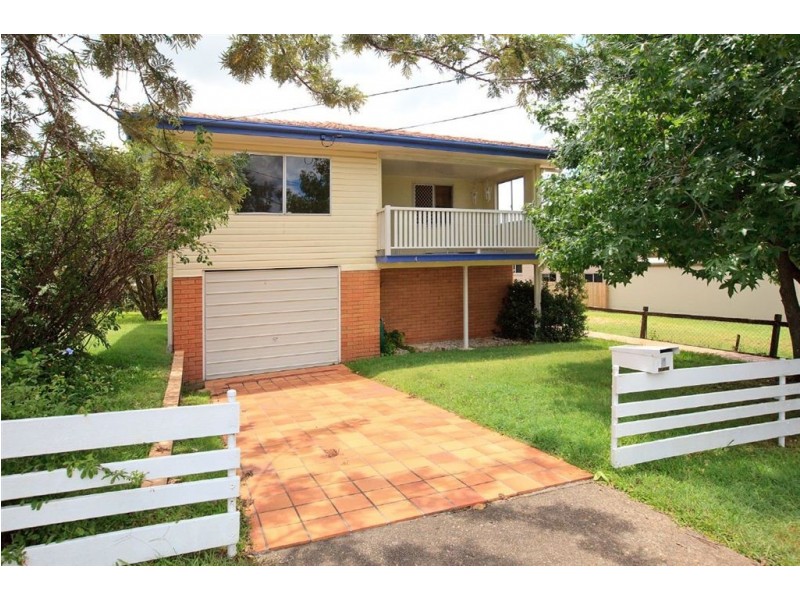 4 Gray Street, Carina QLD 4152