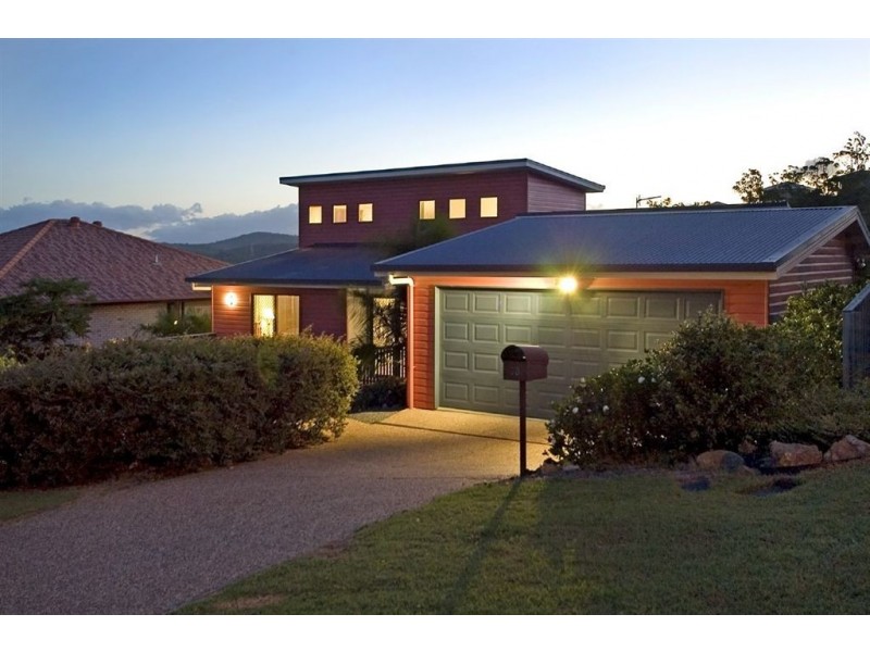 36 Pago Terrace, Pacific Pines QLD 4211