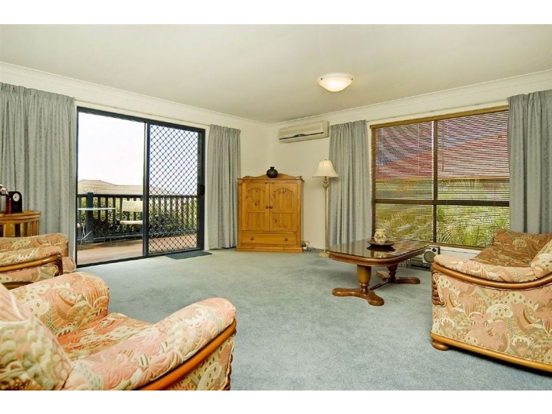 36 Pago Terrace, Pacific Pines QLD 4211