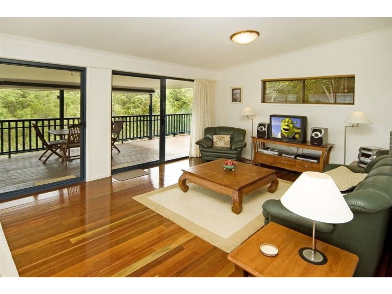 36 Pago Terrace, Pacific Pines QLD 4211