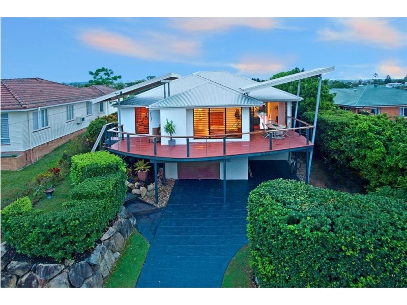 18 Karana Street, Seven Hills QLD 4170