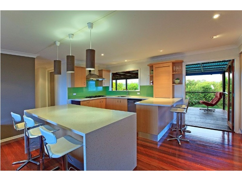 18 Karana Street, Seven Hills QLD 4170