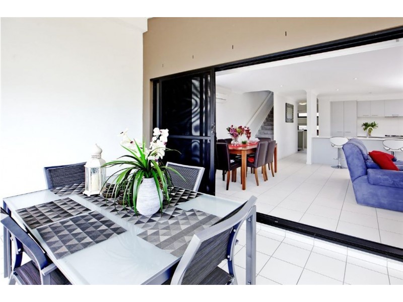 6/16 Surbiton Court, Carindale QLD 4152