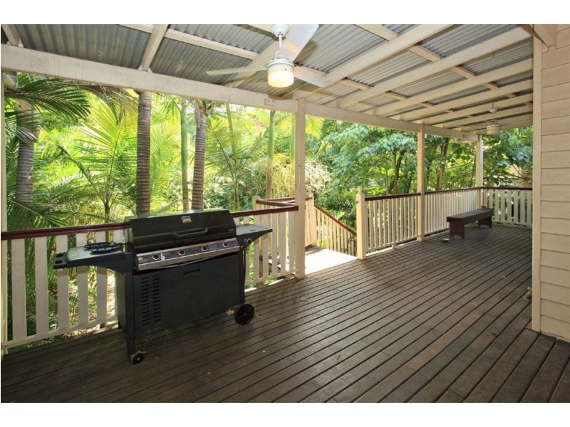 94 Bilyana Street, Balmoral QLD 4171