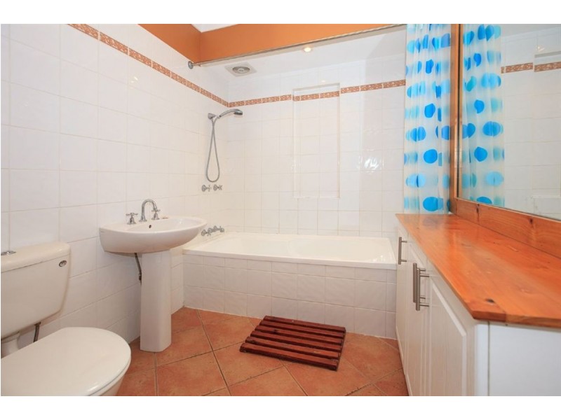 94 Bilyana Street, Balmoral QLD 4171