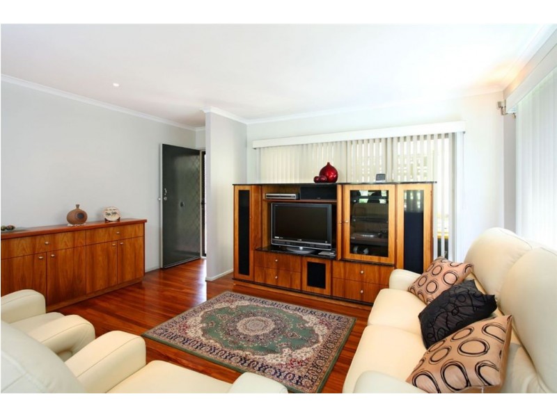 7 Dodwell Street, Holland Park West QLD 4121