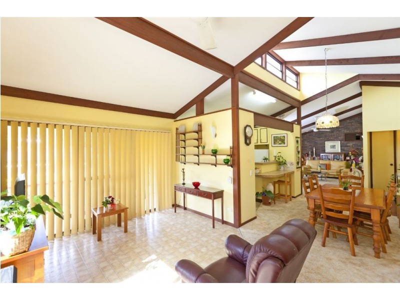 25 Maranoa Street, Carina Heights QLD 4152