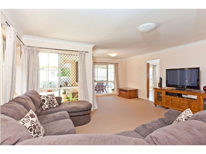 27 Grandview Place, Carindale QLD 4152