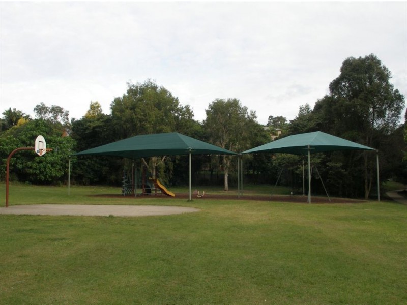 8 Wisteria Crescent, Mount Gravatt East QLD 4122