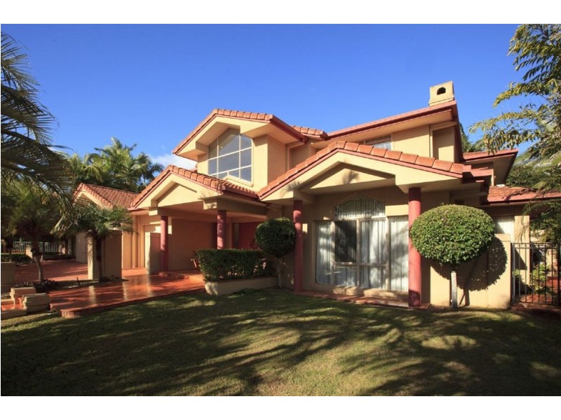 13 Carnoustie Place, Carindale QLD 4152