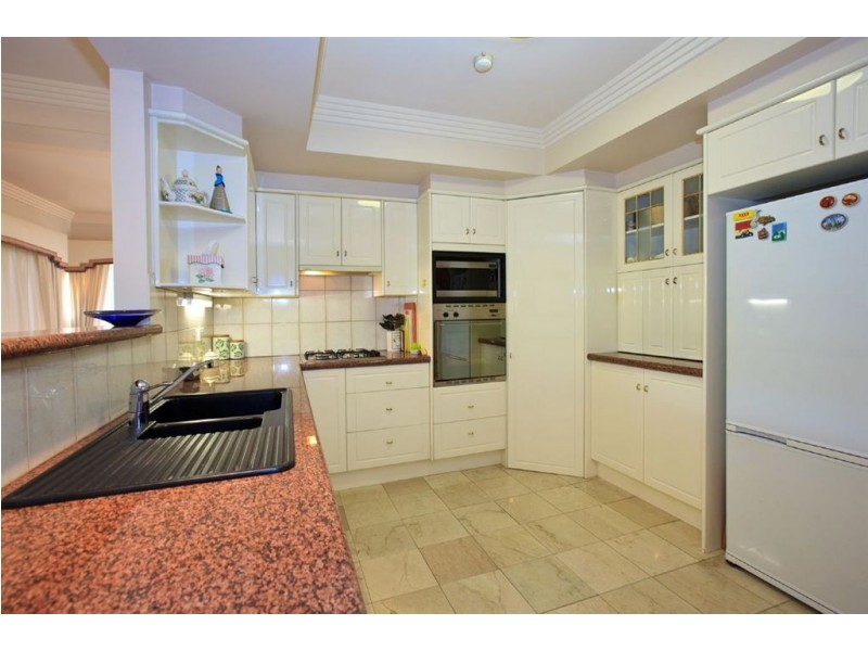 13 Carnoustie Place, Carindale QLD 4152