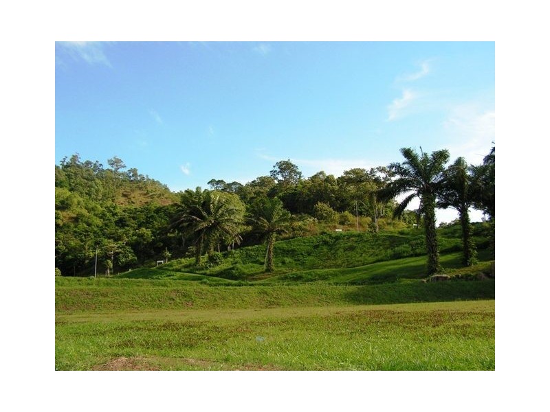 L7 Bel-Air Drive, Whitfield QLD 4870