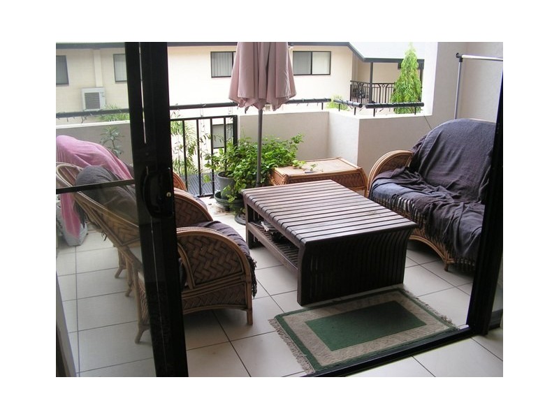 12/77 Spence Street, Cairns QLD 4870