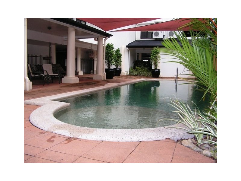 12/77 Spence Street, Cairns QLD 4870