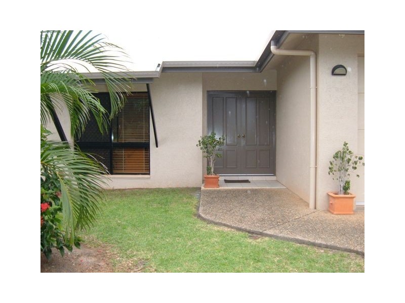 5 Larsen Road, Redlynch QLD 4870