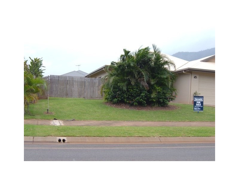 5 Larsen Road, Redlynch QLD 4870