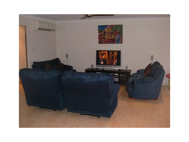 4 Turon Close, Bentley Park QLD 4869