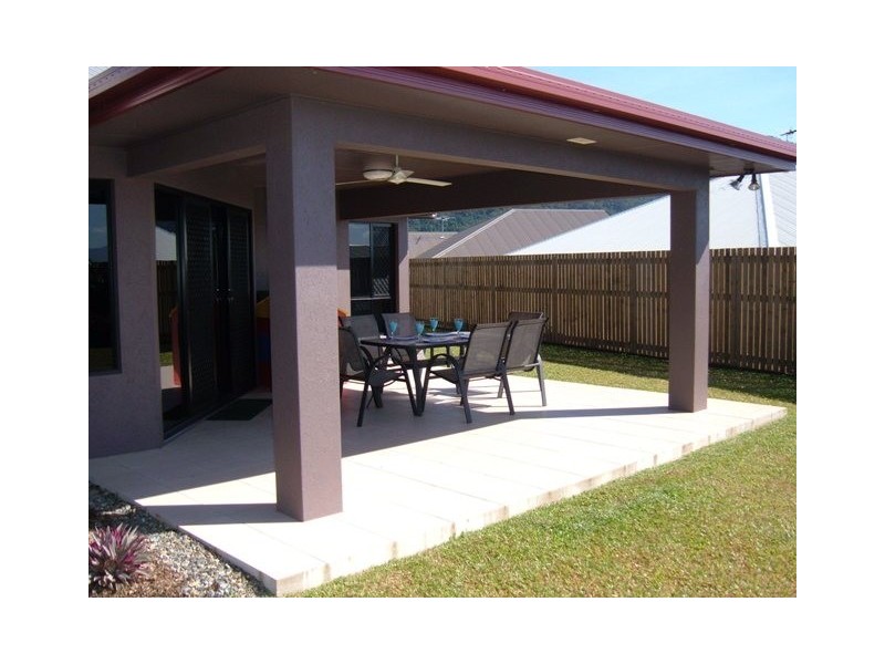 4 Turon Close, Bentley Park QLD 4869