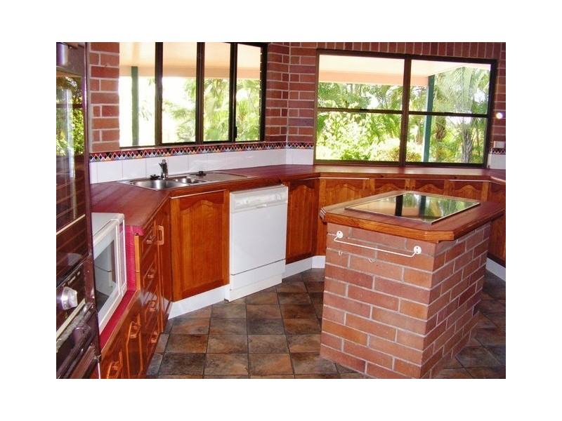 1 Teal Close, Bayview Heights QLD 4868