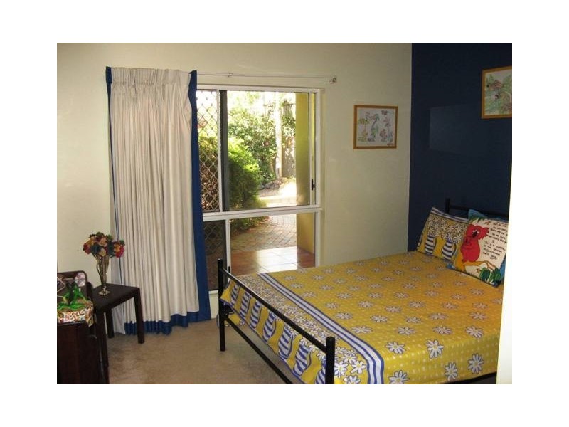 5 Kestrel Street, Bayview Heights QLD 4868