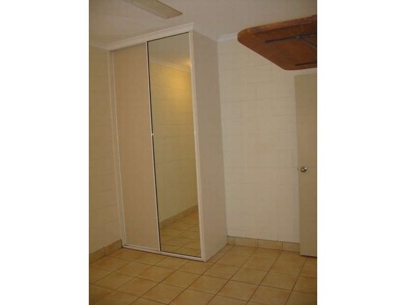 2/31 Gilmore Street, Bentley Park QLD 4869