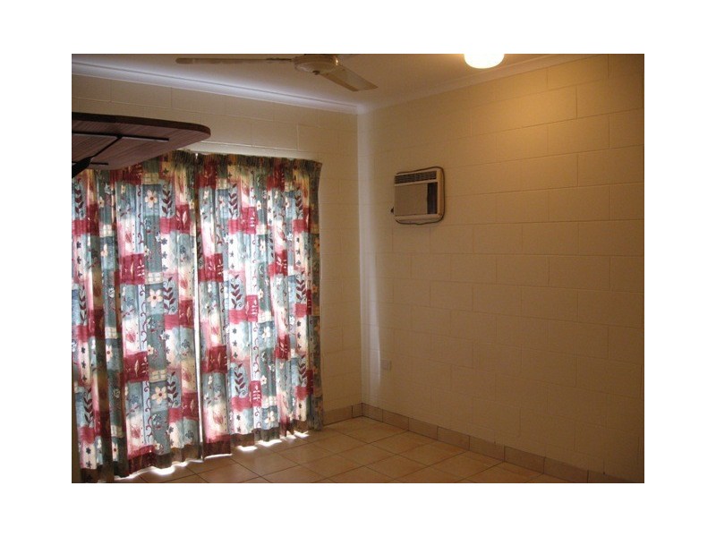 2/31 Gilmore Street, Bentley Park QLD 4869