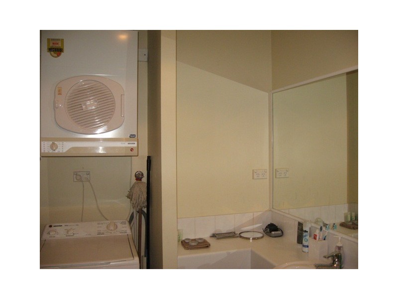 8/63 Wattle Street, Cairns QLD 4870