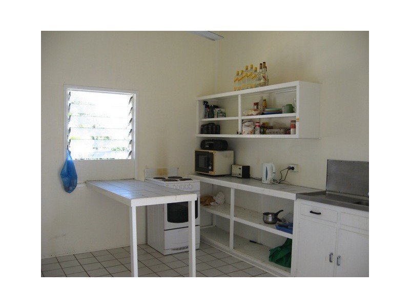 91 Tills Street, Westcourt QLD 4870