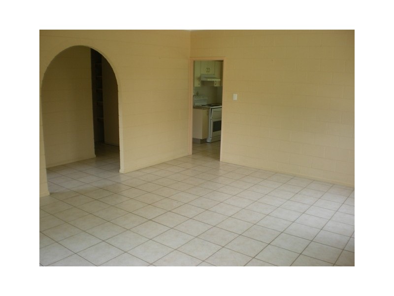 8 Bounty Close, Bentley Park QLD 4869