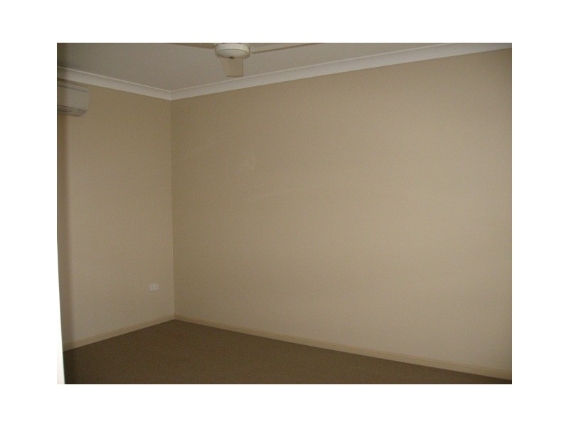 52 Mayflower Street, Mount Sheridan QLD 4868