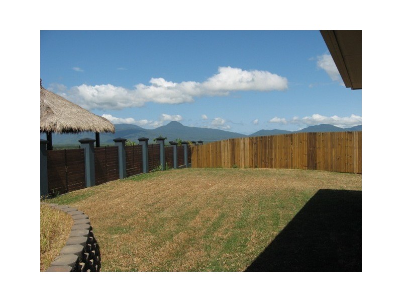 52 Mayflower Street, Mount Sheridan QLD 4868