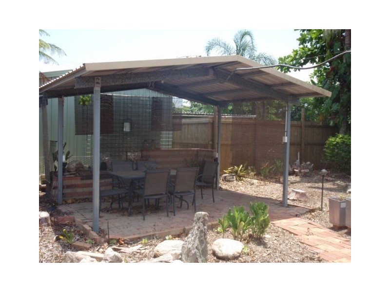 1/5 Kimba Close, White Rock QLD 4868