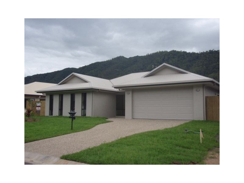 8 Taffles Street, Redlynch QLD 4870