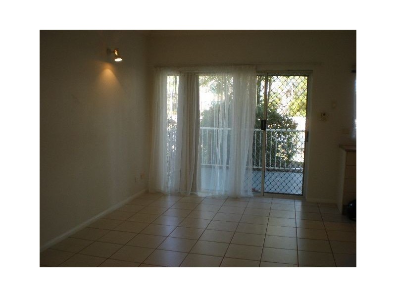 21/26 Springfield Crescent, Whitfield QLD 4870