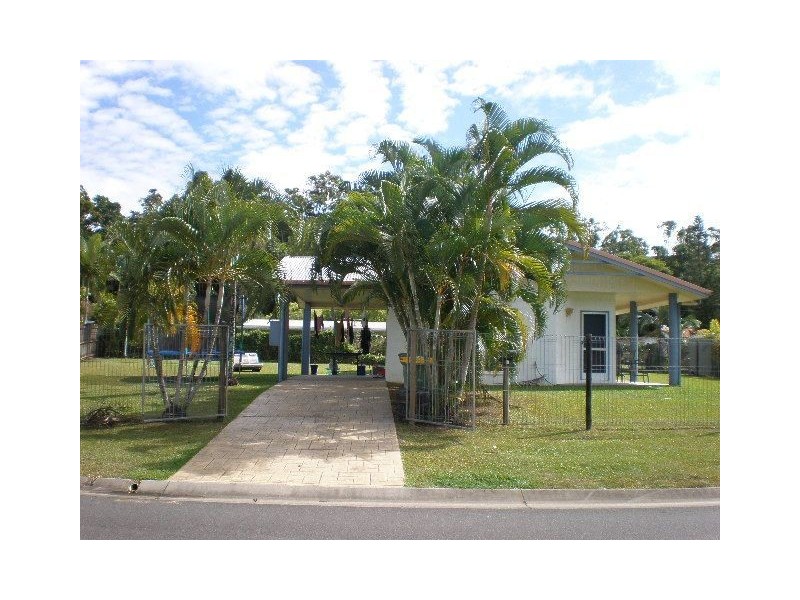 6 Cracknell Road, White Rock QLD 4868